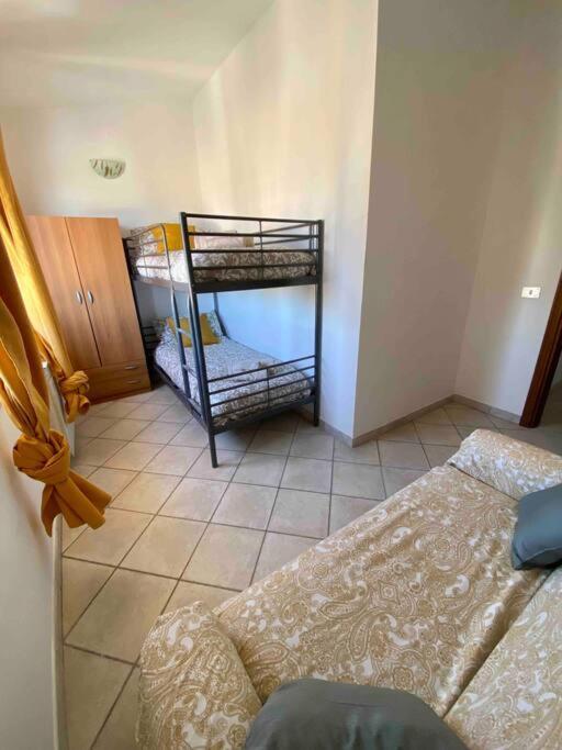 Appartamento Centrale Фиумичино Екстериор снимка